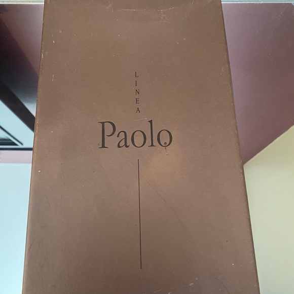 Shoes - Picture 6 of 7